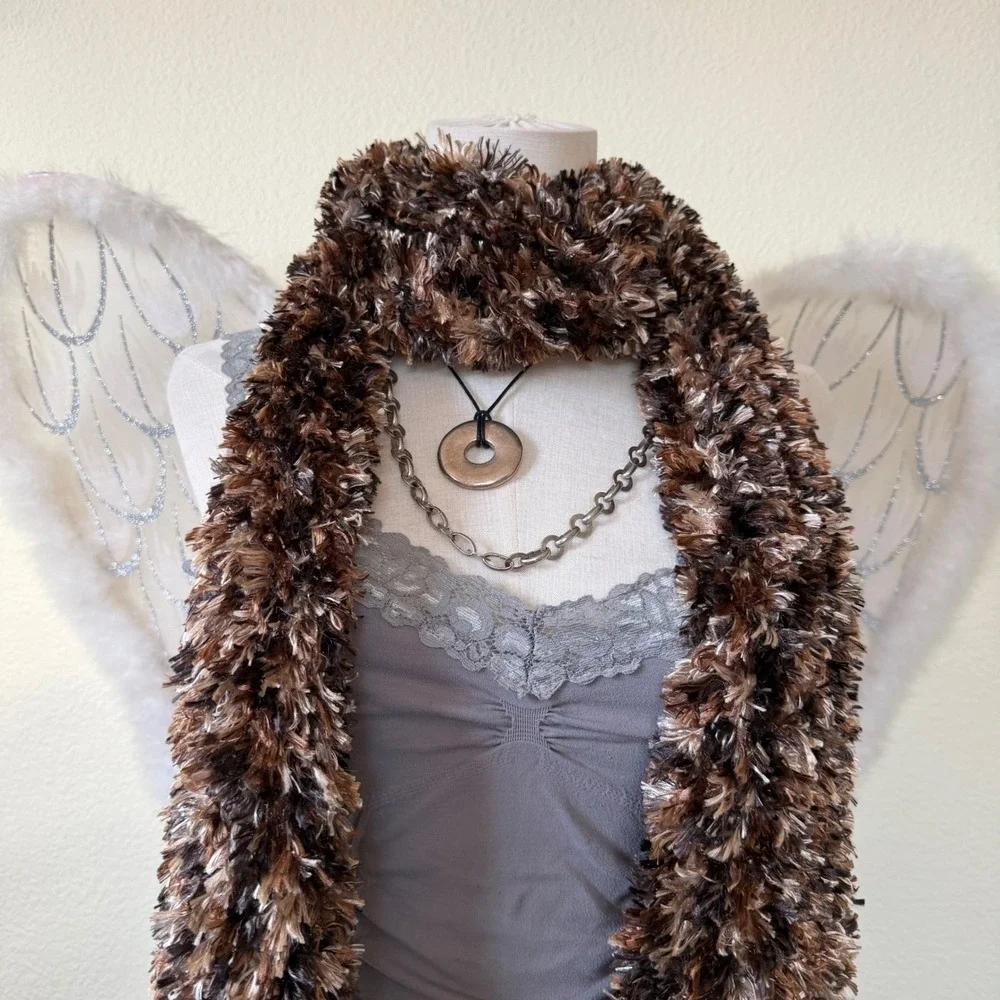 Y2K Eyelash Fuzzy Shaggy‎ Fringe Scarf Brown Tan White Textured 90s Whimsygoth